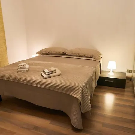 Interno 20 La Casetta A Magliana Stazione *