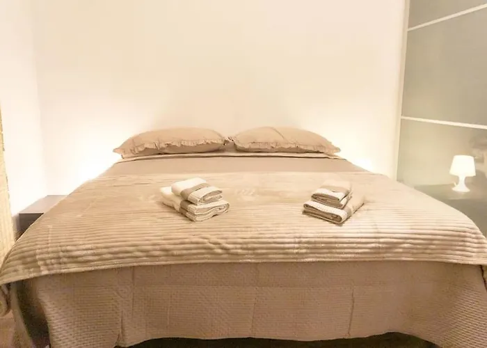 Interno 20 La Casetta A Magliana Stazione * 罗马
